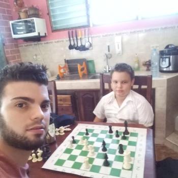 IM mirodriguezluisdaniel96@gmail.com